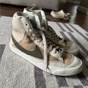 Nike Mid Blazer 77’